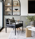 Fauteuil Bonaire - Ajoutez une touche de masculinité moderne avec ce superbe fauteuil. - Le bois noir Sungkai est ceint de sangles en cuir et d'or