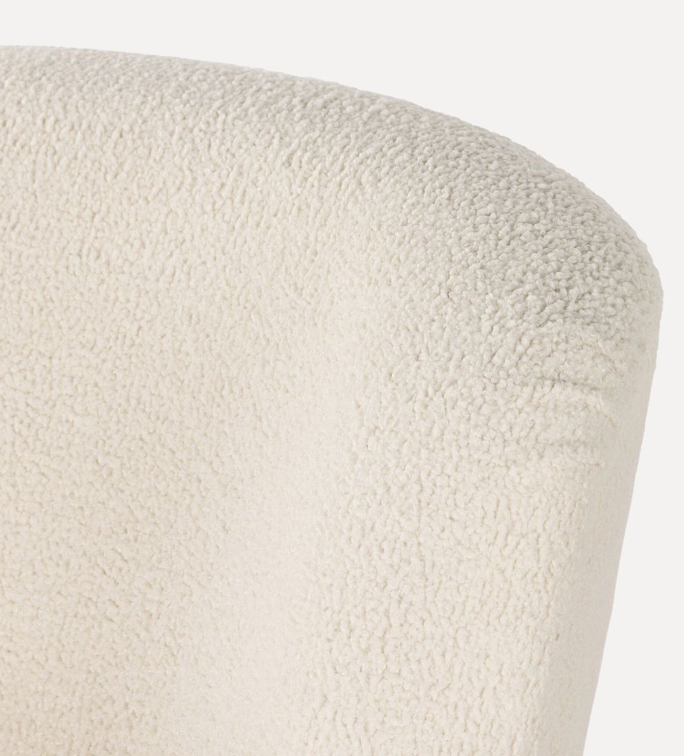 Avon Chaise Lounge in Sheepskin Natural - Overall Dimensions: 66 W x 30 D x 28 H | Seat Height: 17 | Seat Depth: 48The Avon Chaise Lounge in Sheepski…