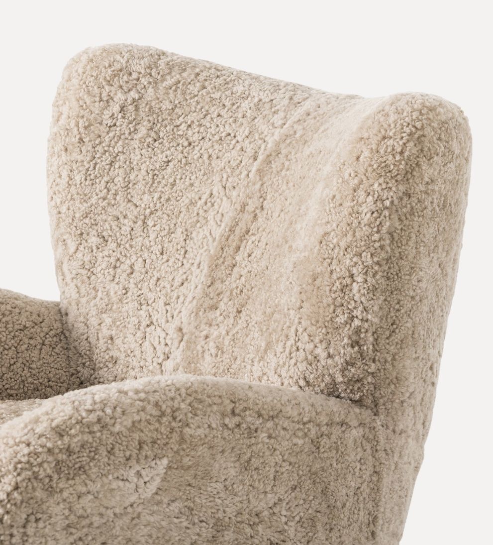 Elowen Chair in Beige Shearling - Overall Dimensions: 31 W x 35 D x 30 H | Seat Height: 18 | Seat Depth: 22 | Arm Height: 24 The Elowen Chair in Beig…