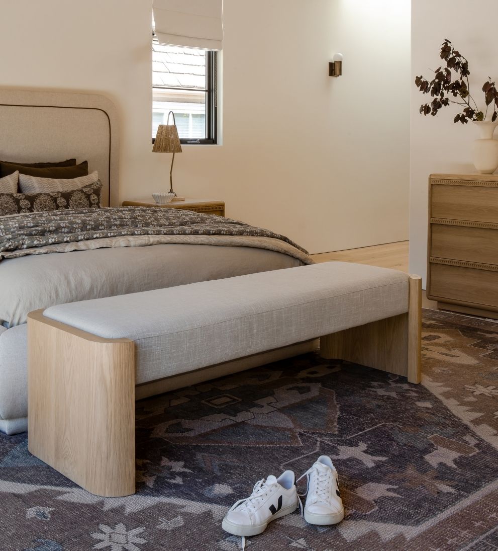 Fiona White Oak Curved Bench – Sculpted Oak Bench with Soft Rounded Edges, Plush Cushioned Seat, Minimalist Versatile Design for Bedroom or Entryway, 66"W x 22"D x 19"H
