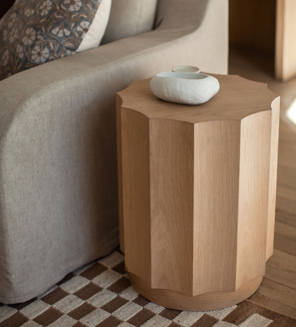 Henrietta Side Table - Dimensions: 18 L x 18 W x 22 H |?Weight: 46 lbsThe Henrietta Side Table is proof that small pieces can have serious presence.