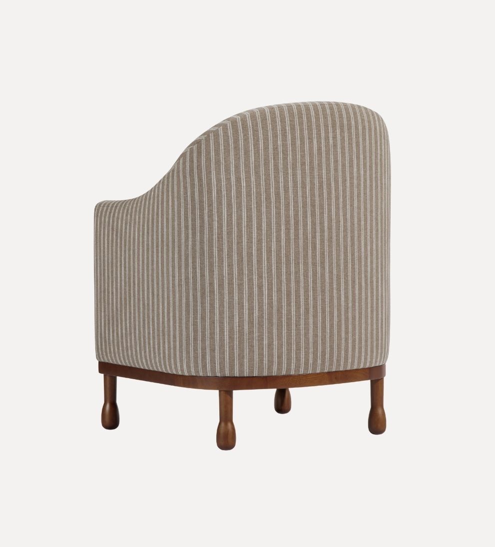 Kiernan Chair, Stripes - Dimensions: 27.32 W ¡Á 29.50 D ¡Á 36.50 H | Weight: 50 lbsThe Kiernan Chair is a captain's chair worth captaining.