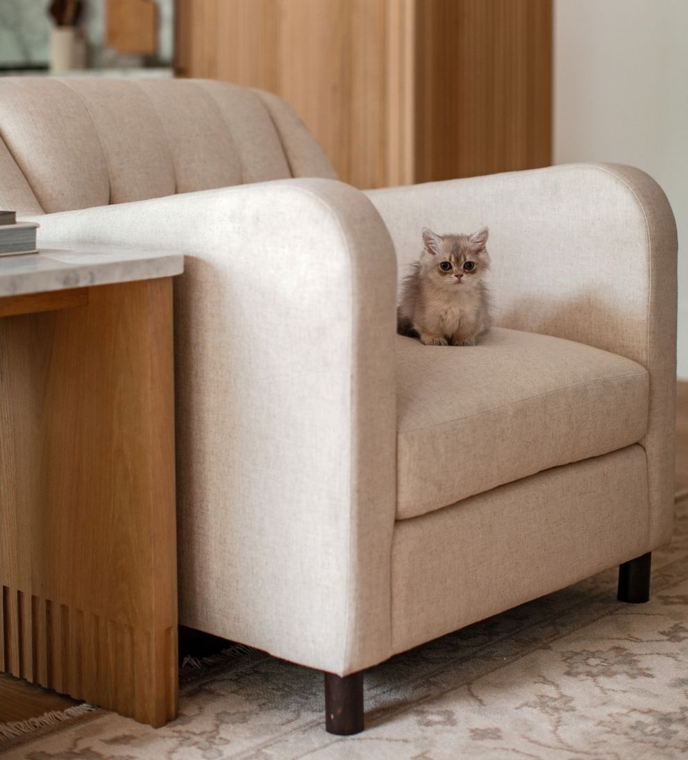 Martin Custom Lounge Chair - Dimensions: 32 W x 39 D x 33 H | Seat Depth: 25 | Arm Height: 28The Martin Lounge Chair captures the refined comfort of…