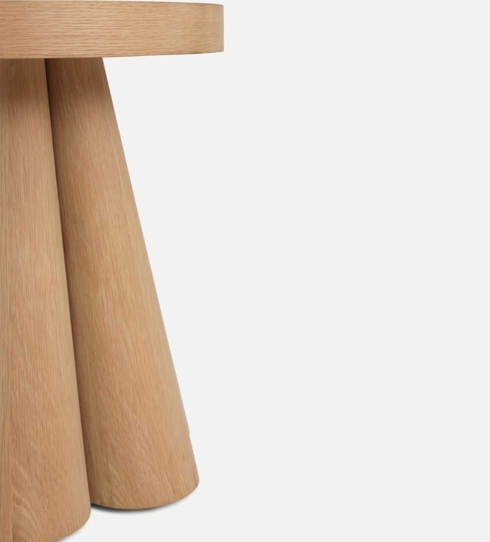 Nelson White Oak Side Table - Dimensions: 18 L x 18 W x 21 H |?Weight: 32 lbsThe Nelson Side Table in White Oak is where sculptural form meets