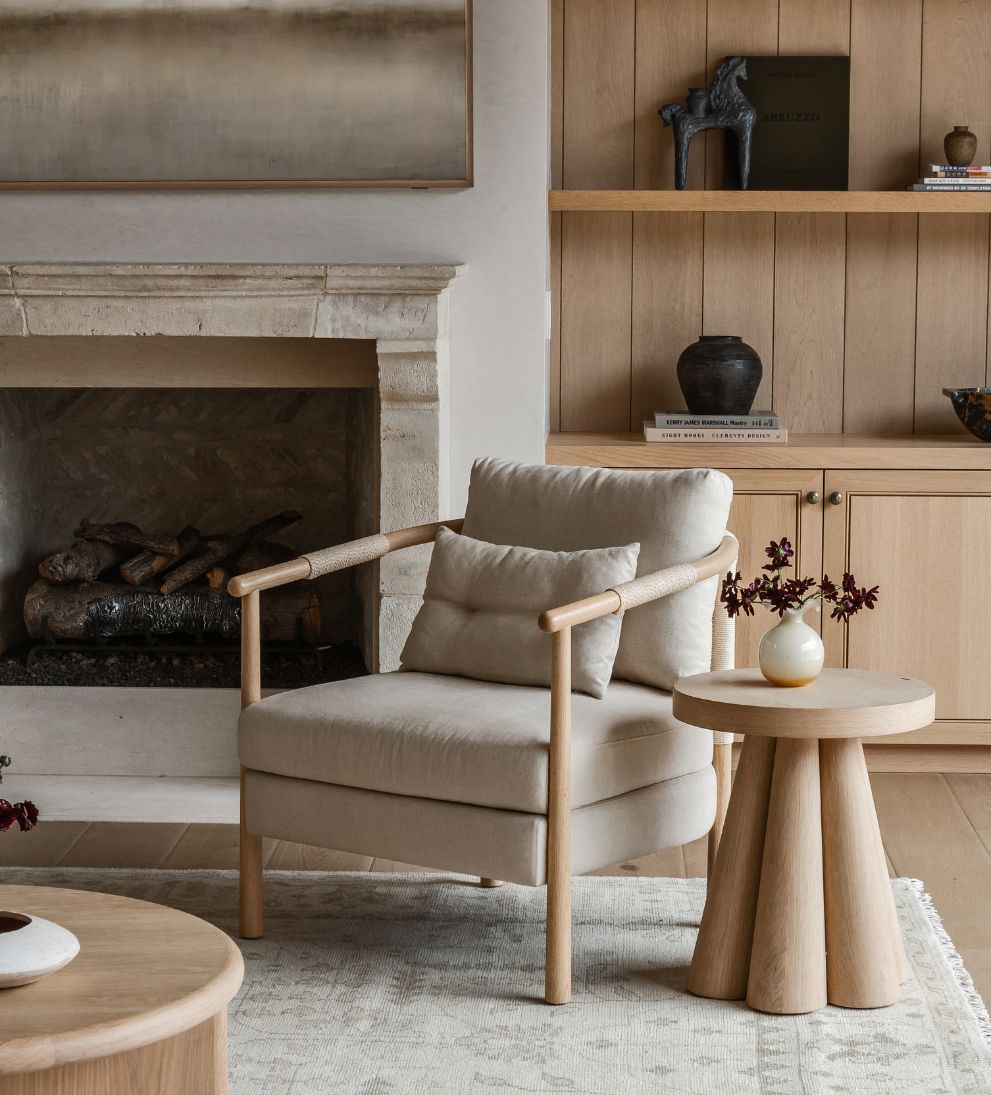 Nelson White Oak Side Table - Dimensions: 18 L x 18 W x 21 H |?Weight: 32 lbsThe Nelson Side Table in White Oak is where sculptural form meets